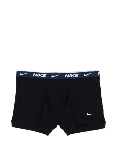 Scurt chiloți Nike cu imagine cu model floral negru