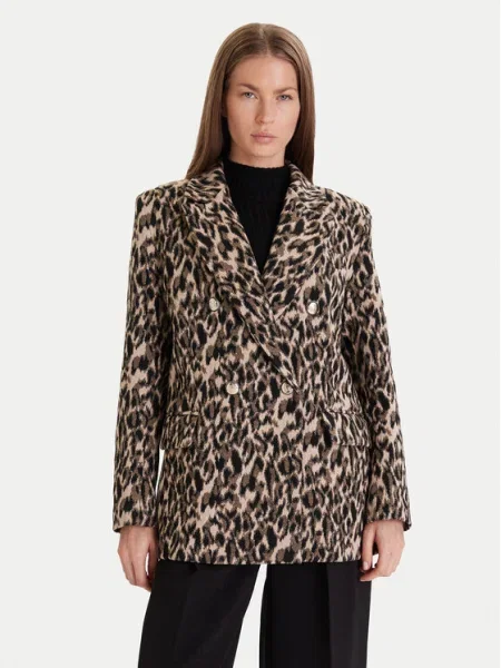 Maryley Сако бежов