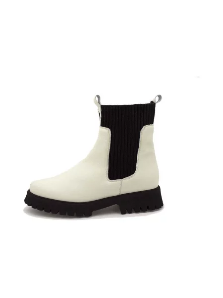 Pantofi Piesanto alb
