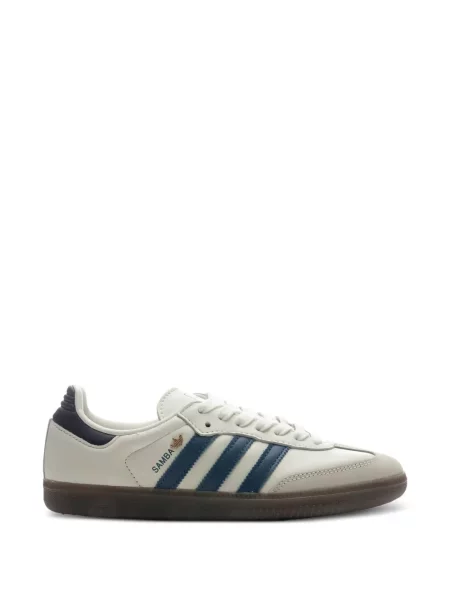 Matlasat geacă Adidas negru