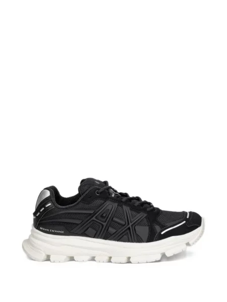 Chunky tenisky Armani Exchange s autogramem černé