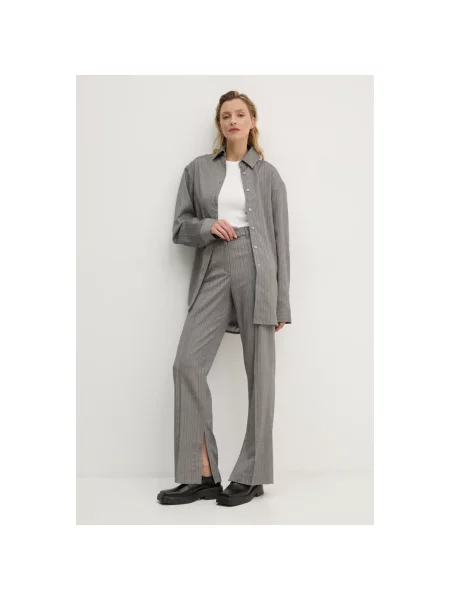 Remain koszula Herringbone Overshirt relaxed z kołnierzykiem klasycznym szary