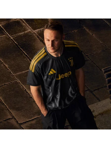 Oryginalna koszulka z trzeciego zestawu Juventus czarna