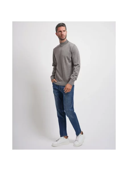 Sweter z golfem Boss wełniany szary