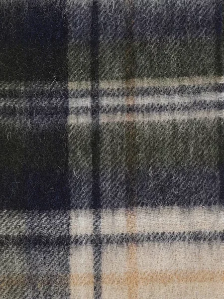 Fular Barbour cu franjuri în carouri