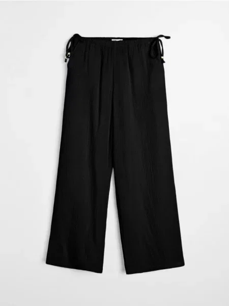 Муслиновые брюки Sinsay черные