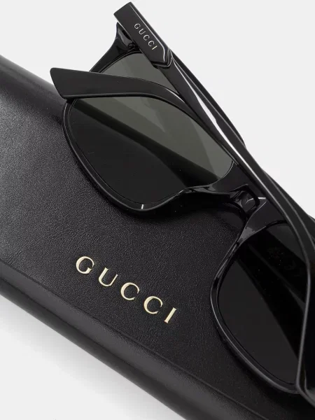Солнцезащитные очки Gucci