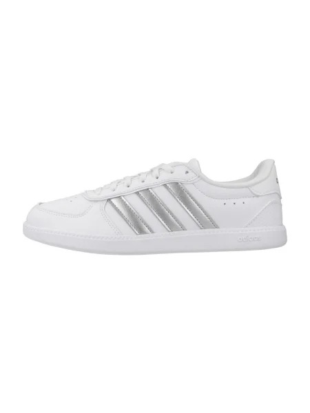 Félcipő Adidas fehér