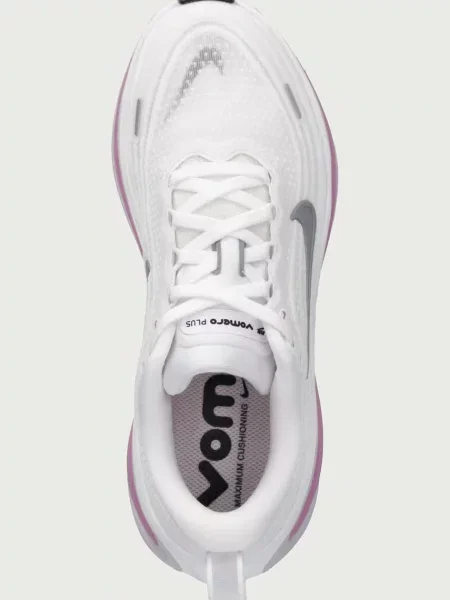 Кроссовки для бега Nike Vomero