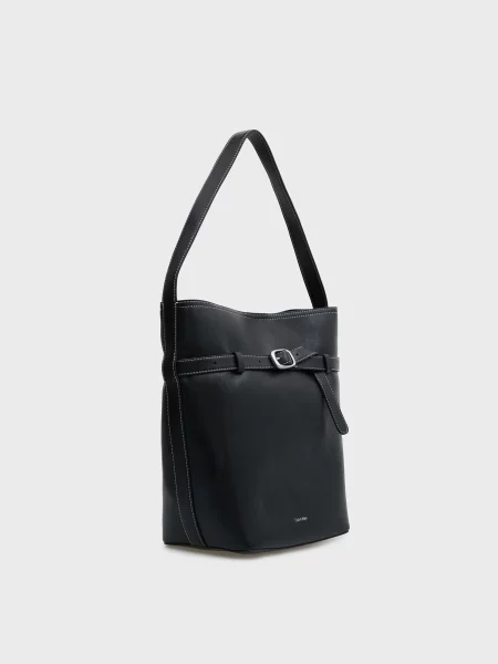 Сумка Calvin Klein с пряжкой черная