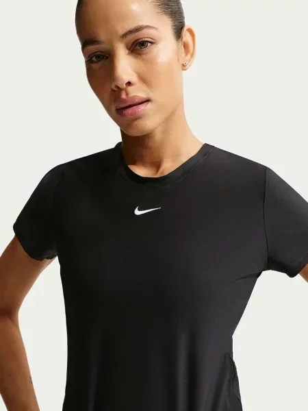 Sportfelső Nike fekete
