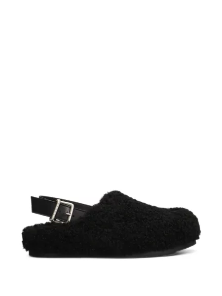 Papuci tip mules Vic Matié cu cataramă din piele de oaie negru