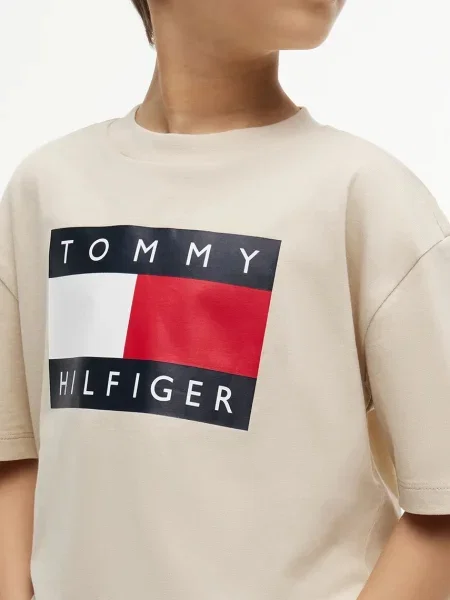 Tommy Hilfiger тениска за деца от бежово