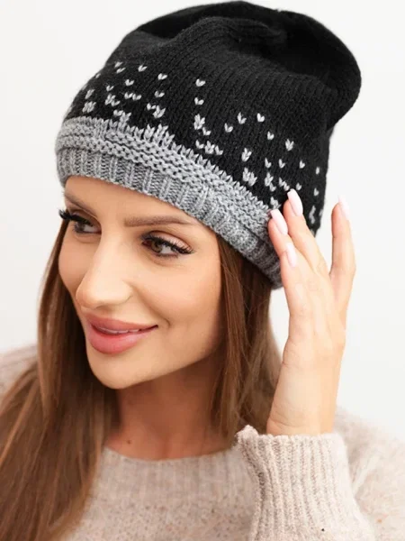 Вълнена шапка Kesi черно