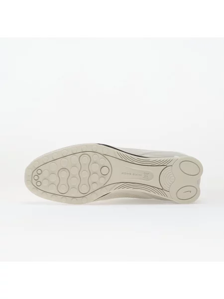Сникърси Nike W Shox Z Light Bone/ Light Bone-Black-Phantom EUR черно