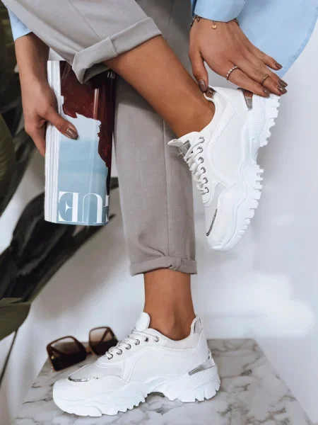 Sneakersy LIZZE Dstreet białe
