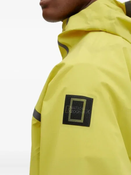 Маратонки Adidas Terrex с връзки на райета с дантела червено