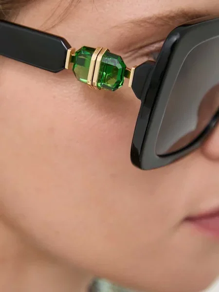 Солнцезащитные очки Swarovski