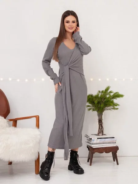 ISSA Plus Сукня міді Вовна сірий