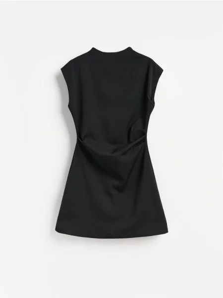 Reserved Rochie mini cu guler înalt negru