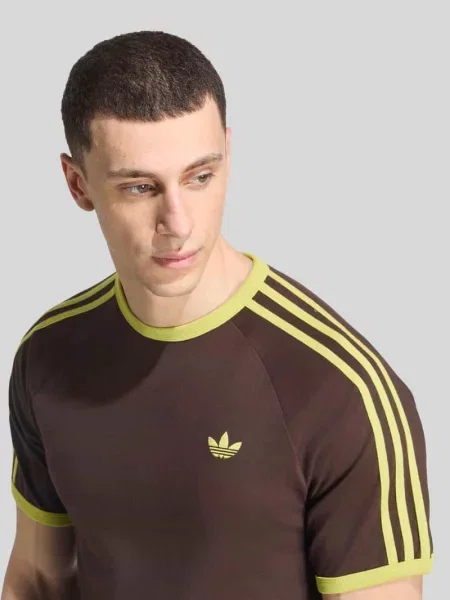 T-shirt o kroju regular fit z czystej bawełny Adidas Originals