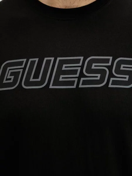 Футболка Guess