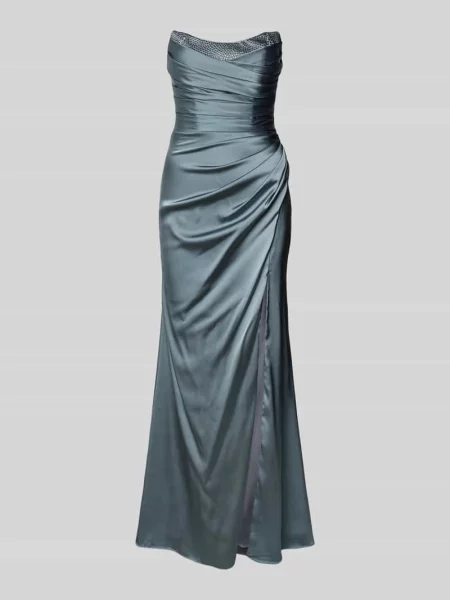 Sukienka z odkrytymi ramionami obszyciem ozdobnymi kamieniami i marszczeniami Hey Kyla