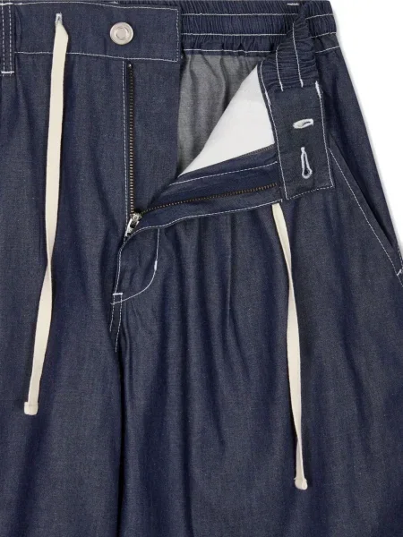 Plisirane kratke traper hlače Studio Tomboy plava