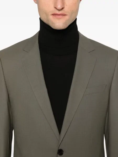 Costum Boss de costum verde