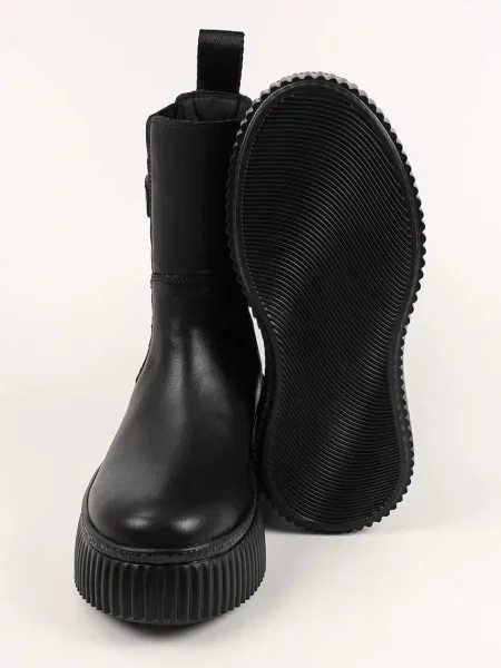 Кожаные ботинки Karl Lagerfeld на платформе черные