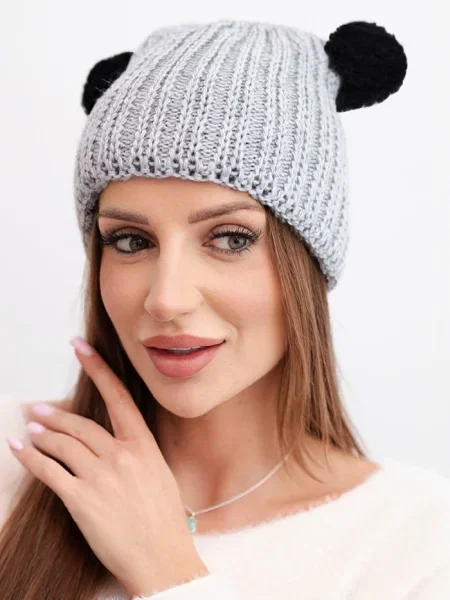 Căciulă Kesi cu pompoane negru