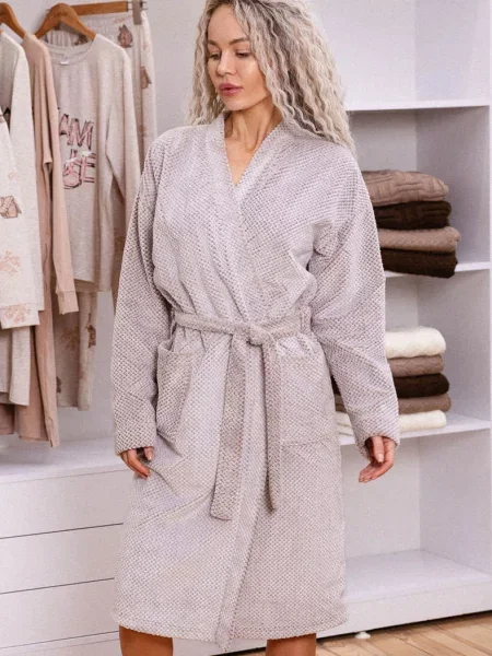 Женский однотонный халат сірий