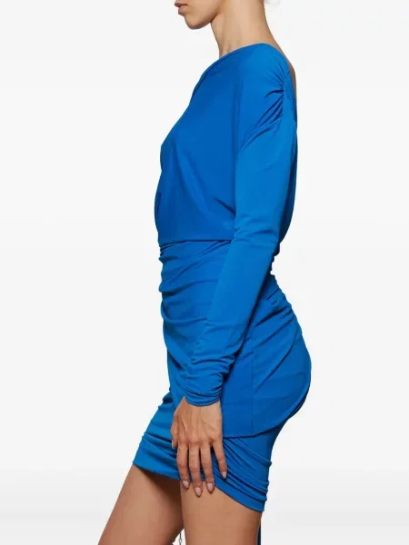 Rochie mini Alex Perry drapată de costum albastru