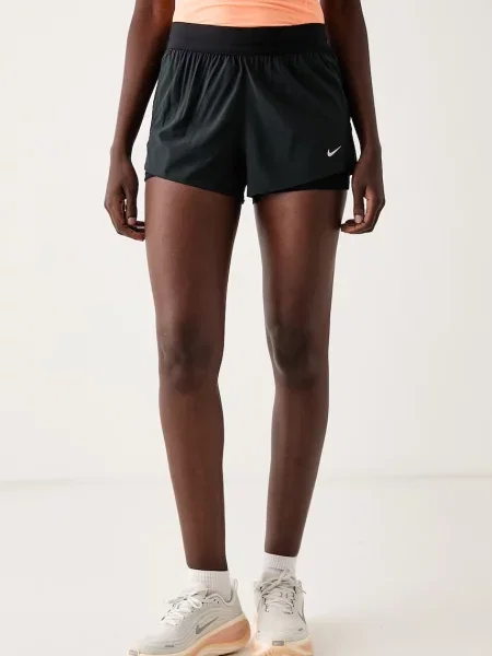 Nike sportske kratke hlače za žene Swift Dri-FIT crna