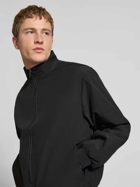 Kurtka w kroju regular fit ze stójką Model Charge' Jack & Jones czarna