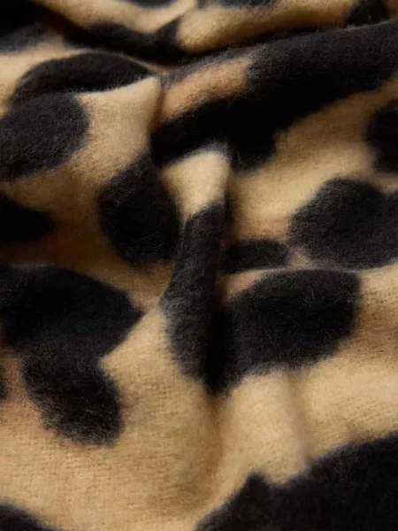 Szal ze zwierzęcym wzorem i frędzlami model ‘XXL Leo’ Kurt Beines beżowa