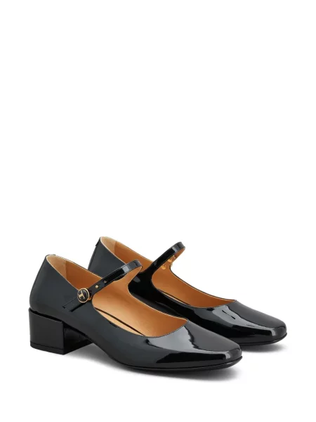 Bateliai Tod's juoda