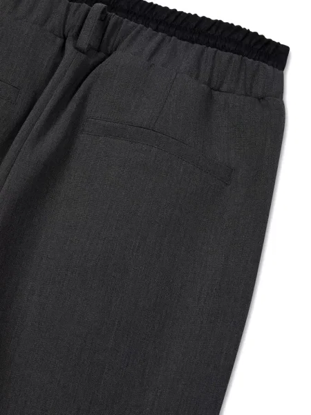 Pantaloni Studio Tomboy plisate gri