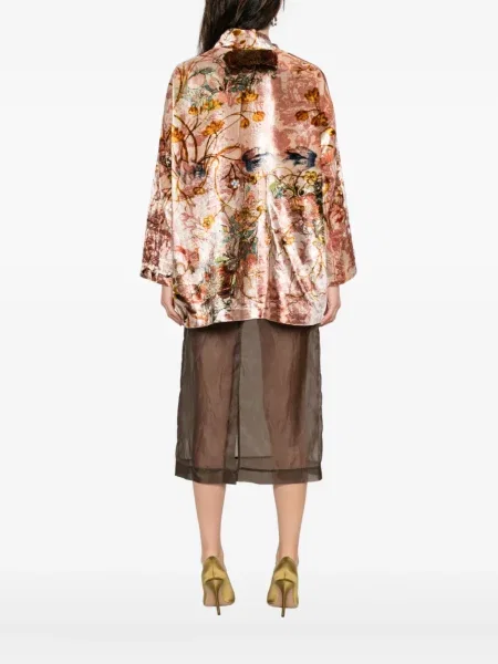 Geacă Yavi cu model floral cu imagine roz