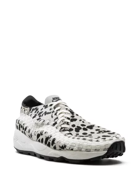 Маратонки Nike Vomero жълто