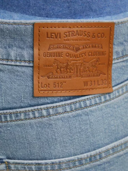 Retro lepršave traperice Levi's® lepršave s izlizanim efektom plava