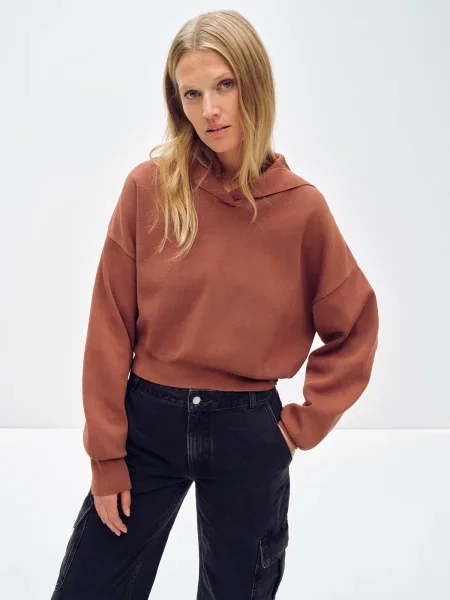 ABOUT YOU x Toni Garrn Pulover Carmen ruginiu maro