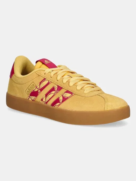 Велурени маратонки adidas VL Court жълто