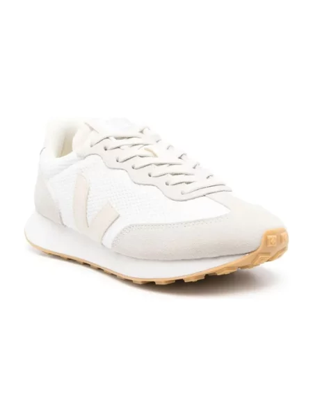 Sneakersy Veja zamszowe białe