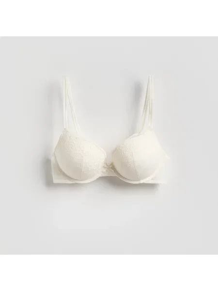 Reserved Szuper push-up csipkés melltartó krémszínű