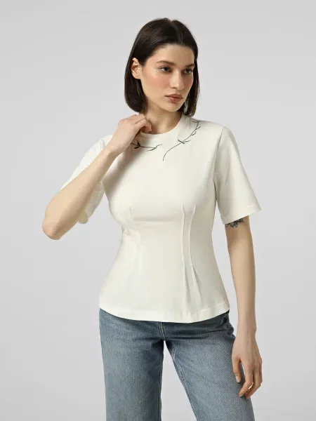 Футболка INTERTOP MAVKA молочний бавовна/еластан