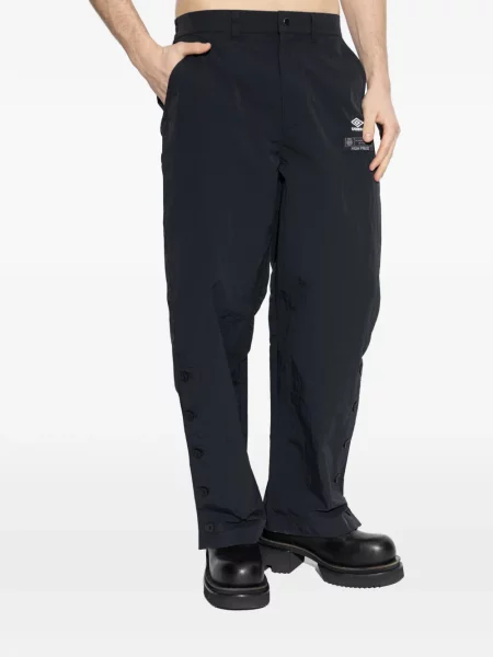 Pantaloni Umbro cu autograf negru