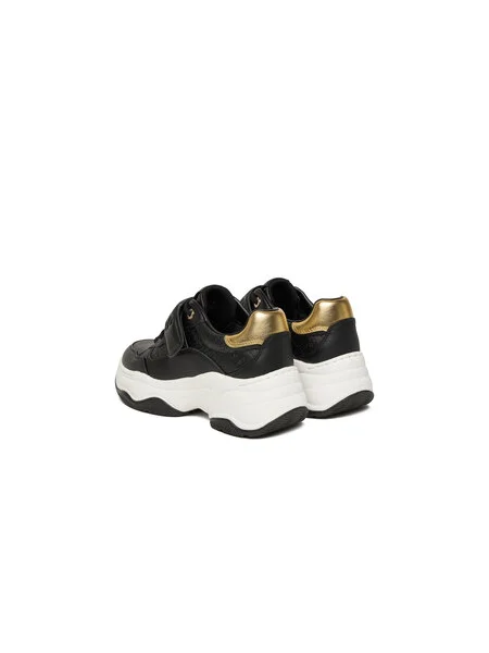 Sportcipők Guess FLFHNN fekete