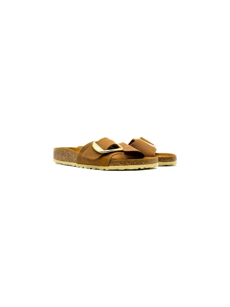 Klapki Birkenstock skórzane na sprzączkę na płaskim obcasie brązowe