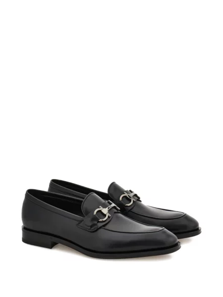 Pantofi loafer Ferragamo cu cataramă negru